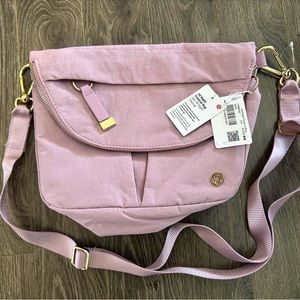 NWT LULULEMON All Night Festival Bag